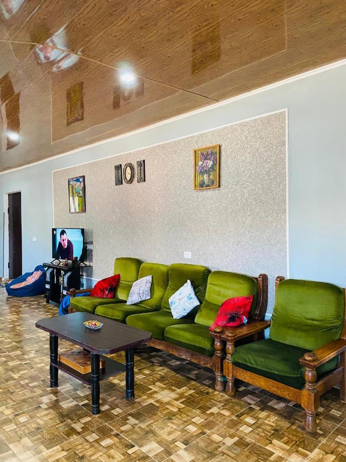 Mamuka'S Guesthouse Udabno ภายนอก รูปภาพ