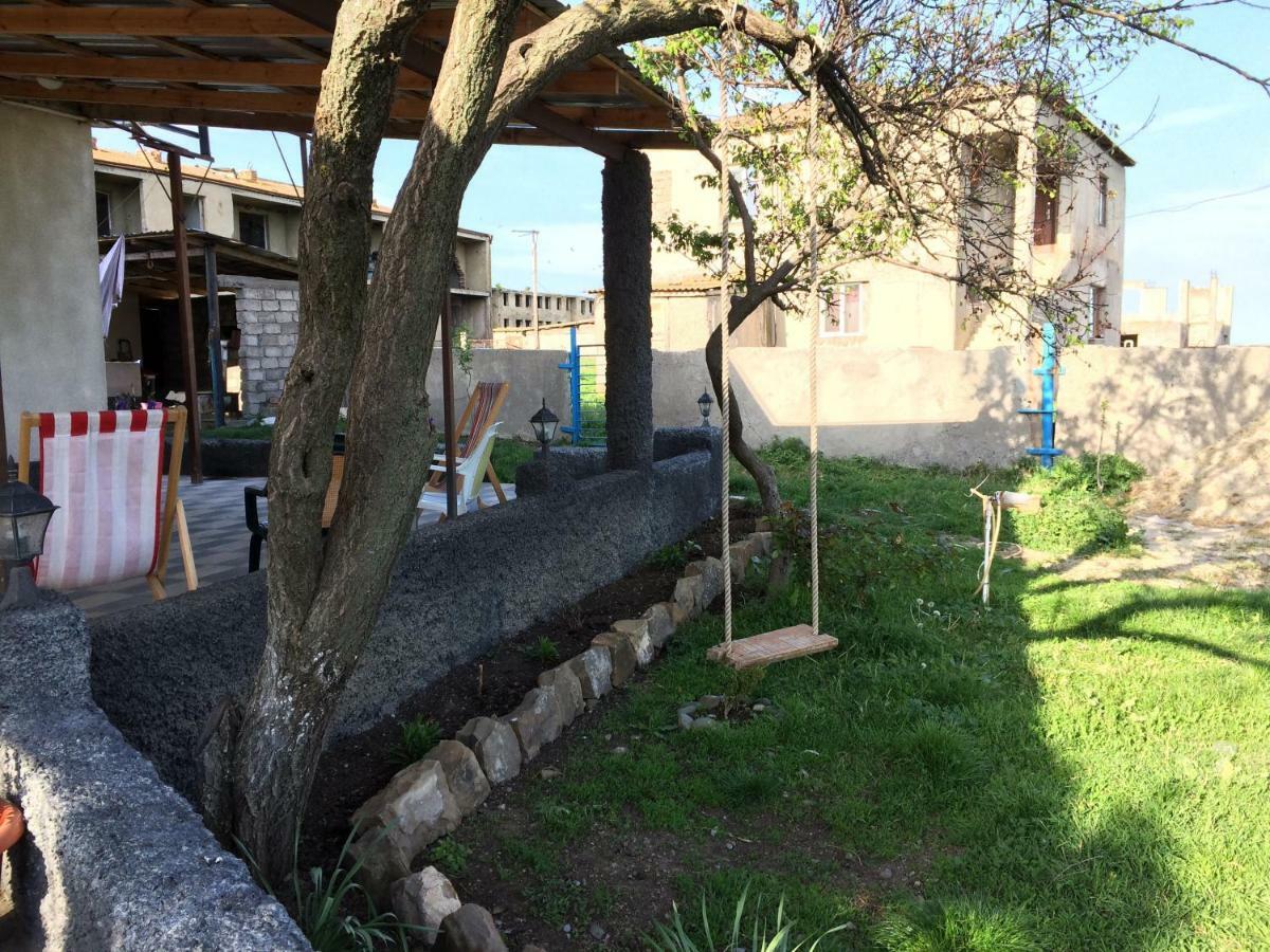 Mamuka'S Guesthouse Udabno ภายนอก รูปภาพ